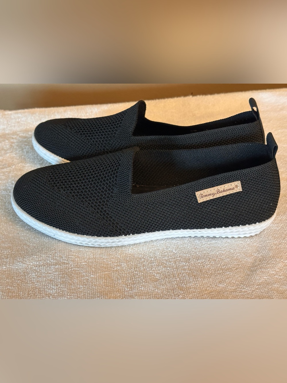Tommy Bahama Black Knit Slip-On Shoes Women’s Size 8 Lightweight Comfort Flats - Picture 3 of 7